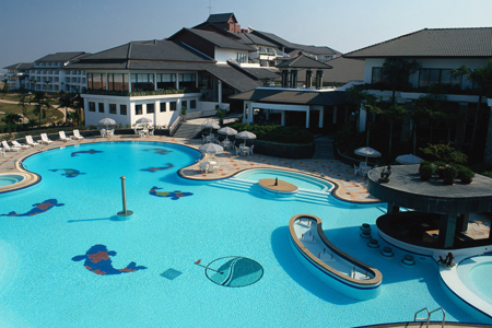 家前明堂有水则福之聚财有道 家前明堂有水则福之聚财有道