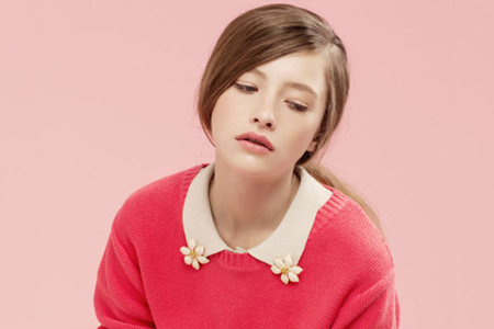 不经意的小动作是招小人的黑手 不经意的小动作是招小人的黑手