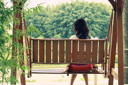 12星座女傻得可怜的恋爱表现 12星座女傻得可怜的恋爱表现