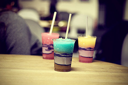 ����������ͬ�µĻ�ӭ��