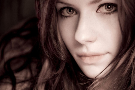 ǧ���Ȣ���ܹ�Ҳ��Ŀ˷�Ů��