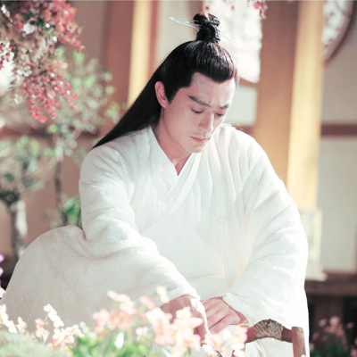 ����ǧ�ǡ�������˭���䣿