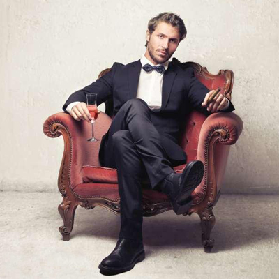 �����ڵ�BOSS��·���߶�Զ��