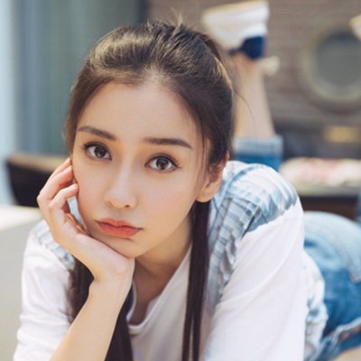 在你身边有喜欢你的人吗? 在你身边有喜欢你的人吗?