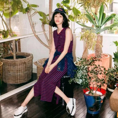 ��δ���ܹ���Ů����������