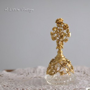 vintage �Ŷ��ӻ� / õ��ˮ����ˮƿ <br />