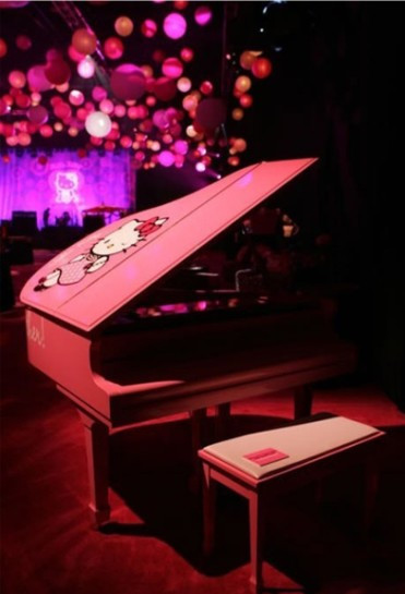 �@���A���ٰ��ڼҡ�����һ���ޱ��Ҹ��A���顣