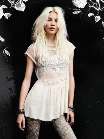 点击图片进入下一页