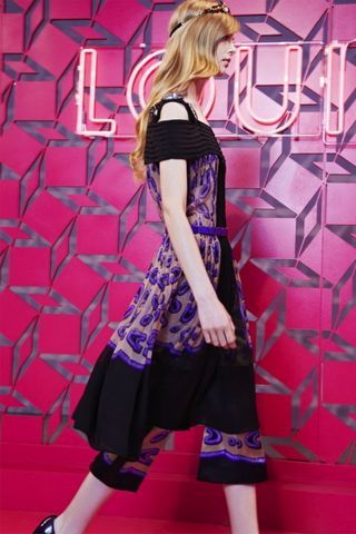 ���ͼƬ������һҳ