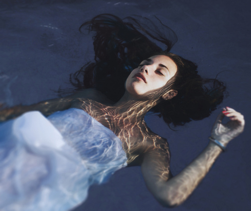 擅长设下爱情圈套的星座男