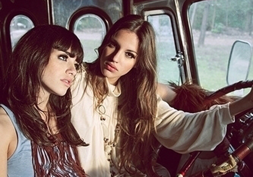 12��Ůϲ��ɶ���Ϲ�