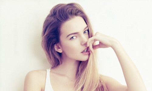 不爱红装爱武装的星座女